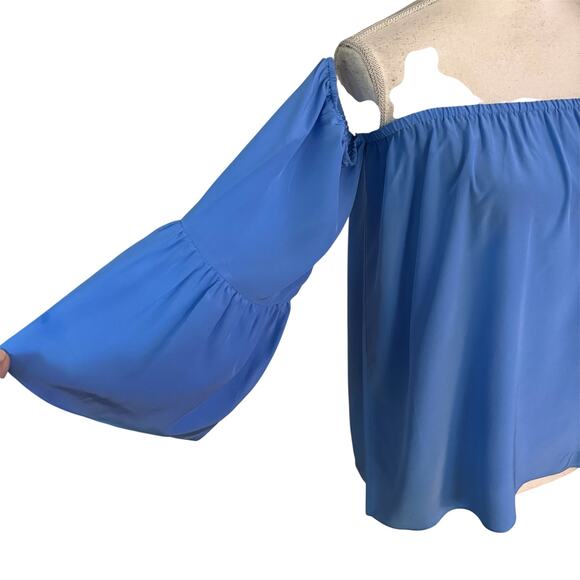 Lilly Pulitzer Size S Sanilla Lapis Blue 100% Silk Off The Shoulder Top Blouse - Picture 4 of 7